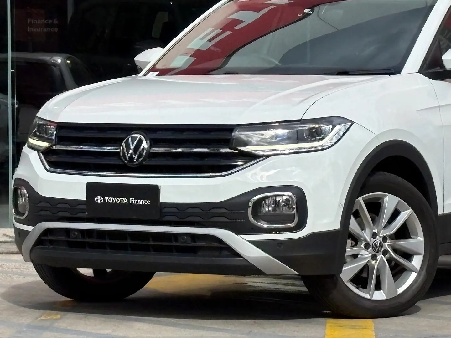 2021 Volkswagen T-Cross Gallery Image 6