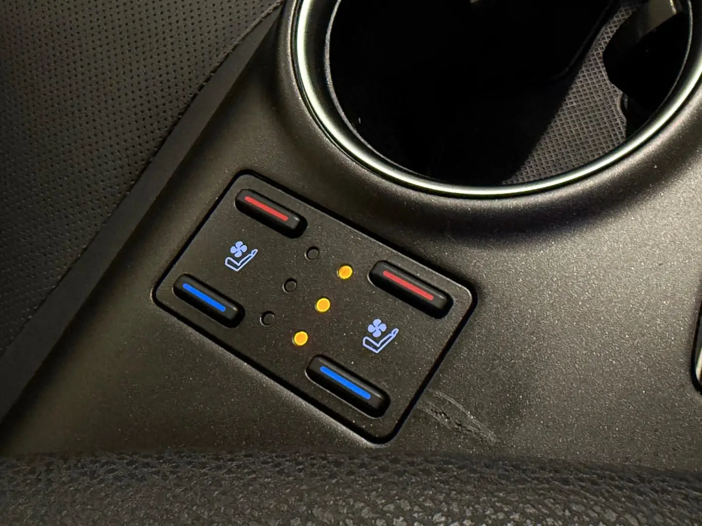 2023 Toyota Camry Gallery Image 23