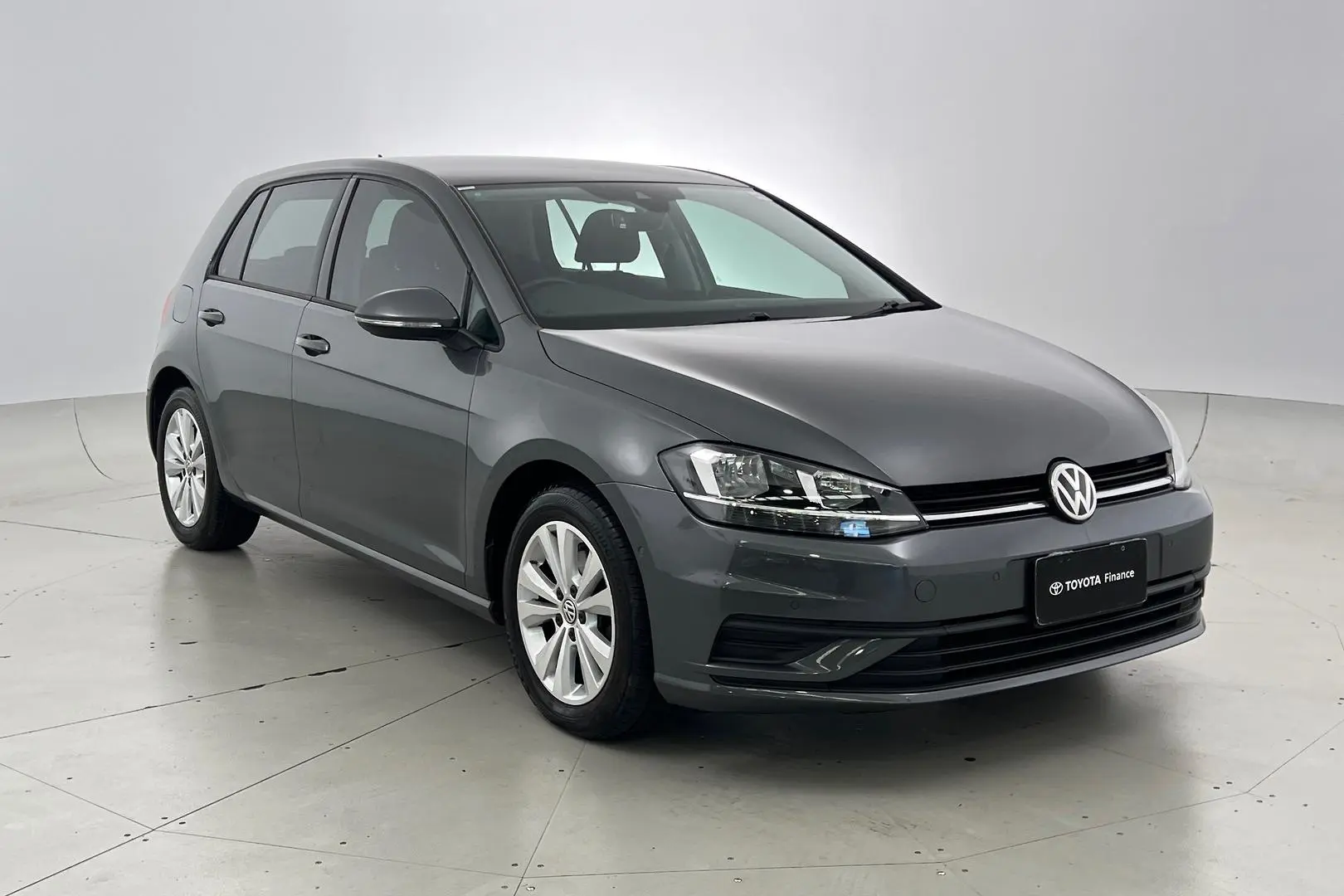 2018 Volkswagen Golf Gallery Image 1