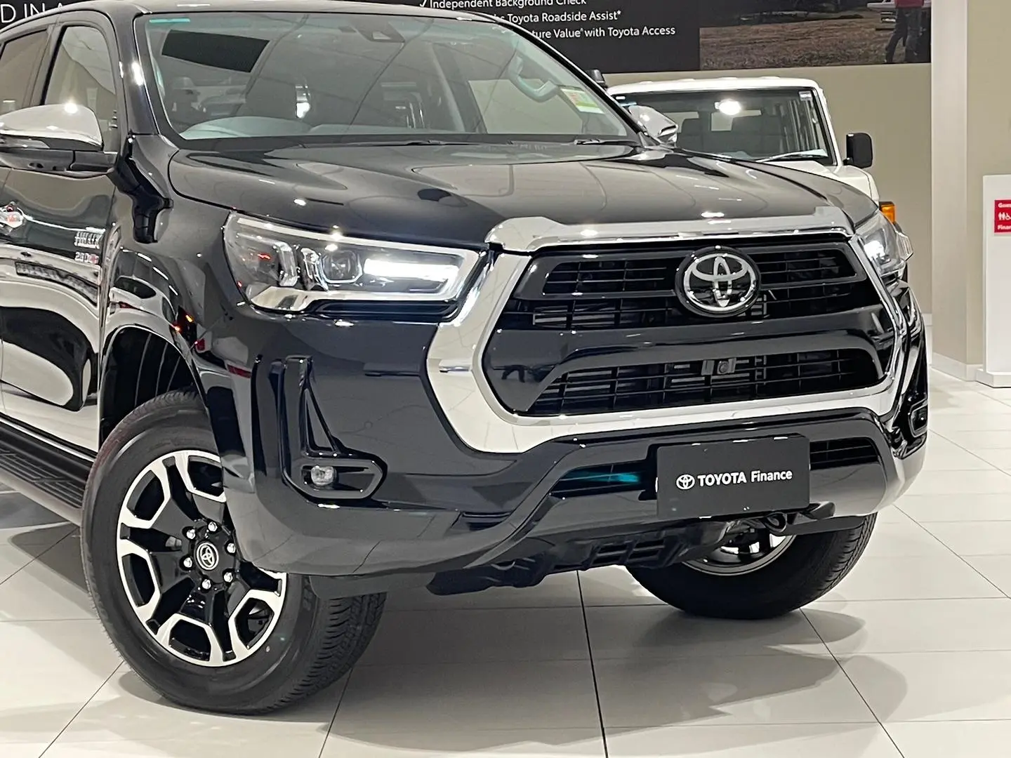 2023 Toyota Hilux Gallery Image 3