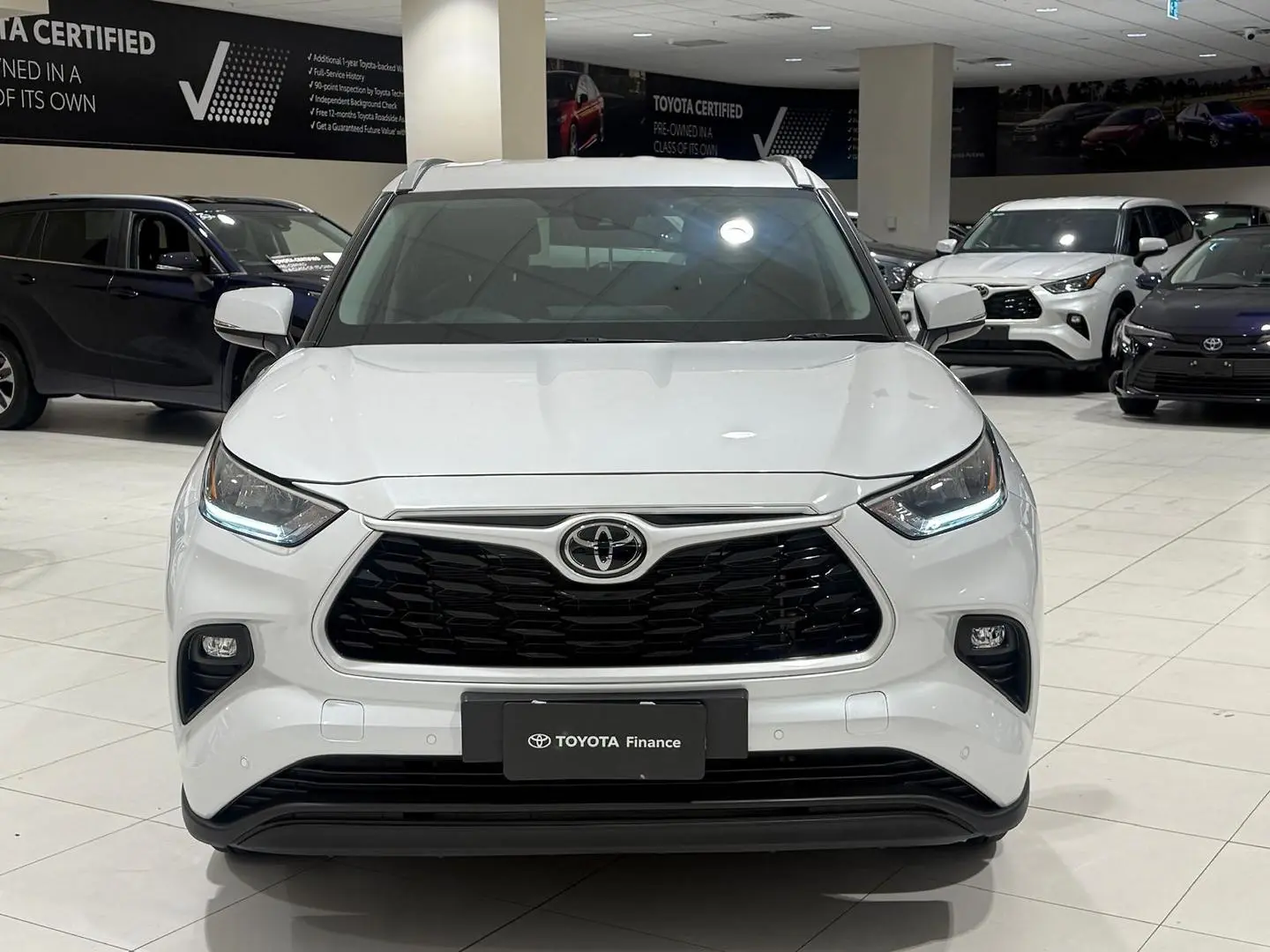 2023 Toyota Kluger Gallery Image 4