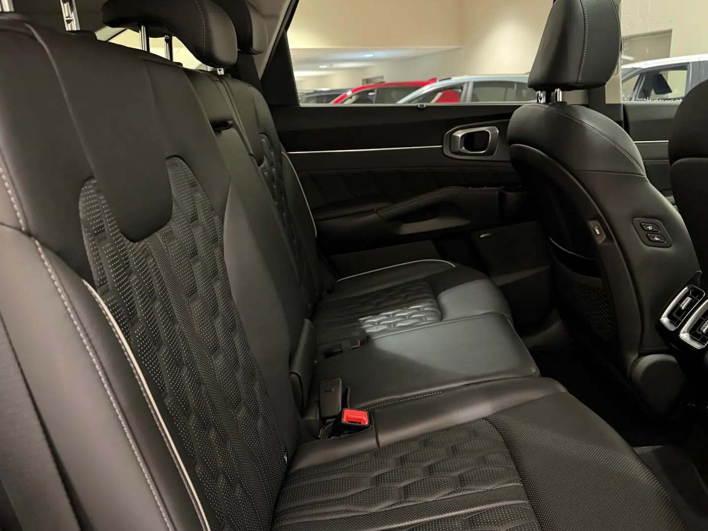 2022 Kia Sorento Gallery Image 13