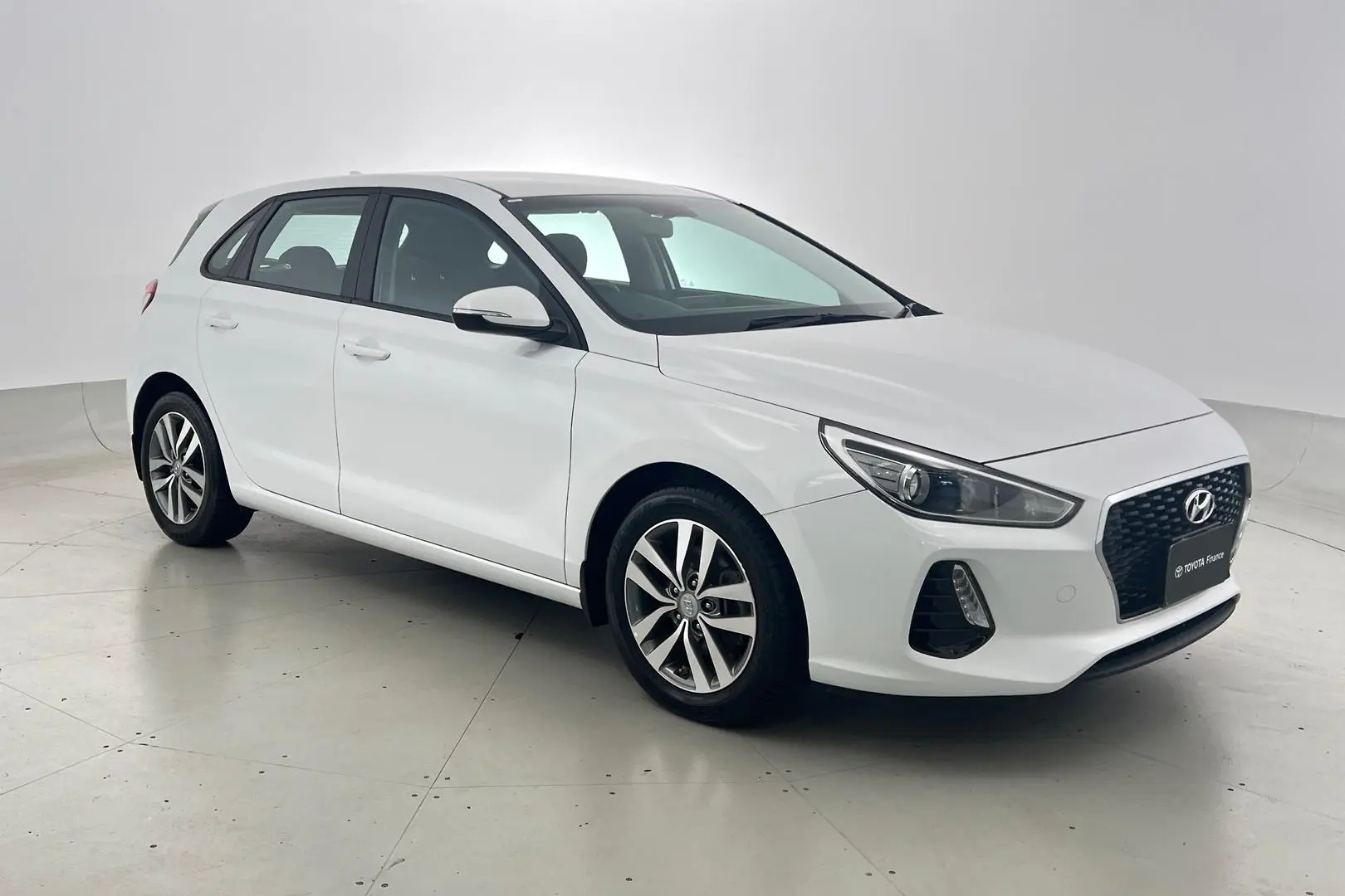 2020 Hyundai i30 Gallery Image 1