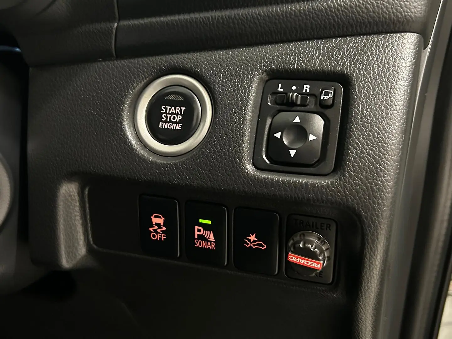 2021 Mitsubishi Pajero Sport Gallery Image 27