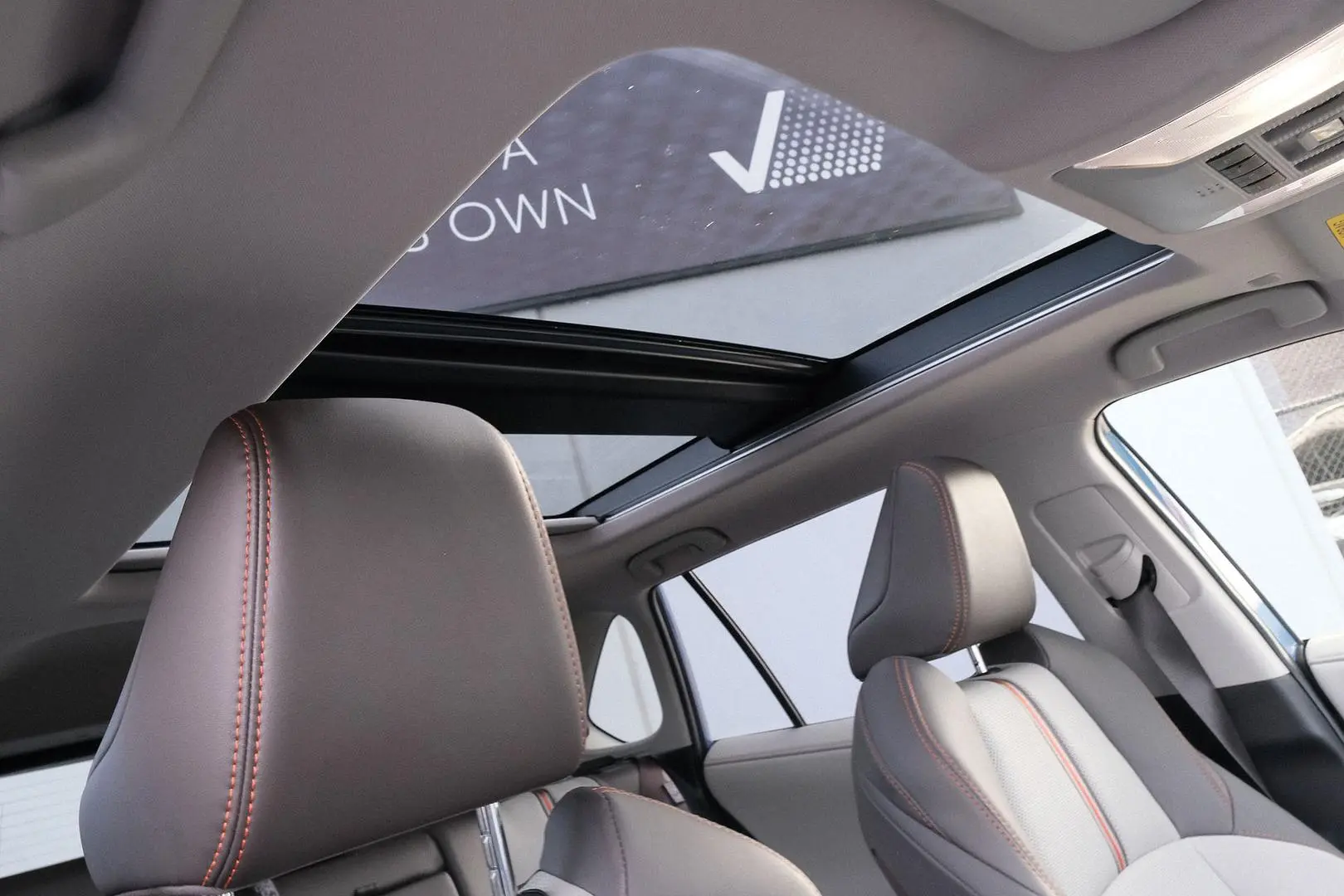 2024 Toyota RAV4 Gallery Image 8