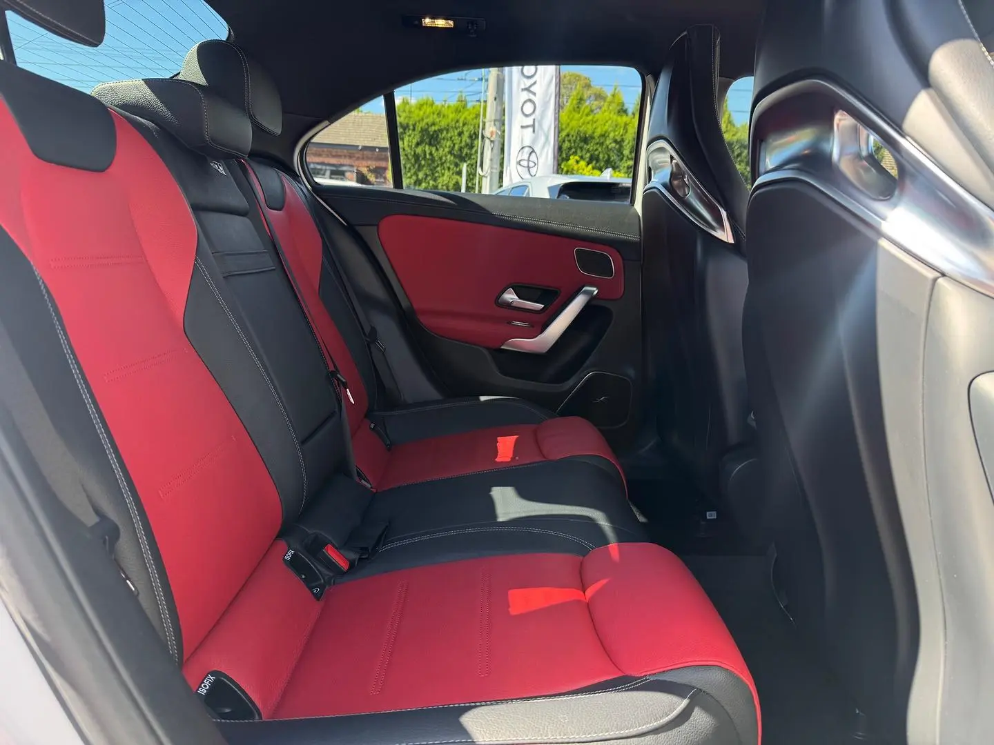 2021 Mercedes-Benz A-Class Gallery Image 24