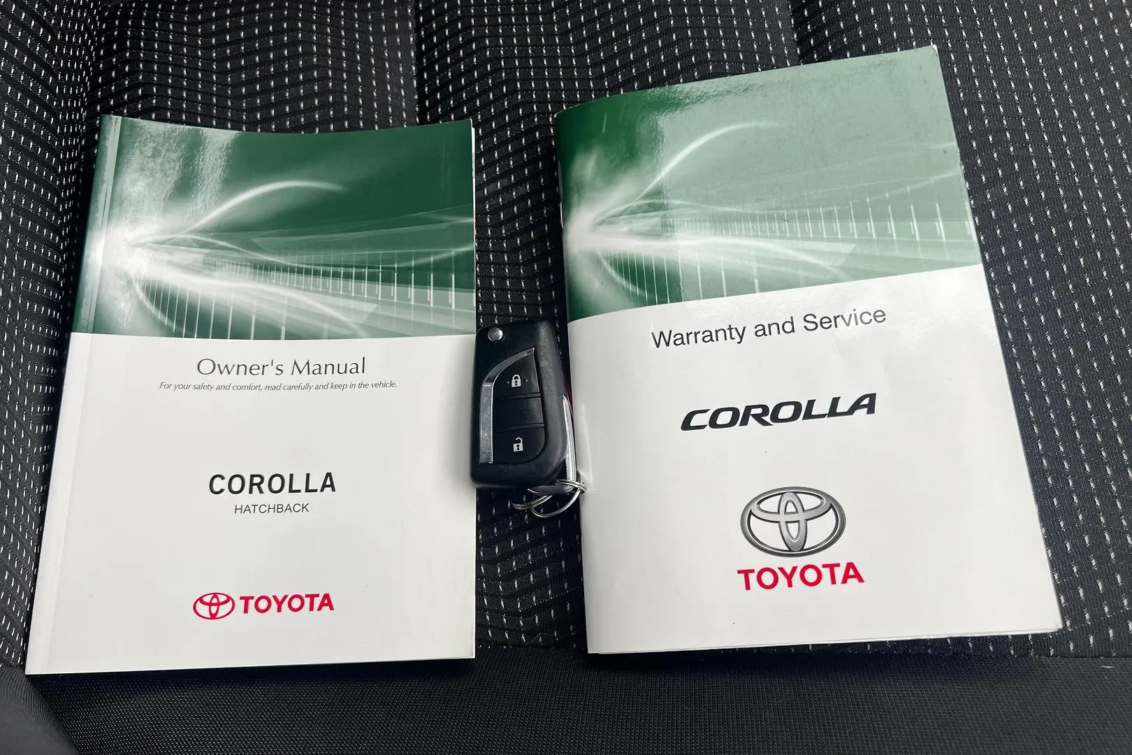 2018 Toyota Corolla Gallery Image 6
