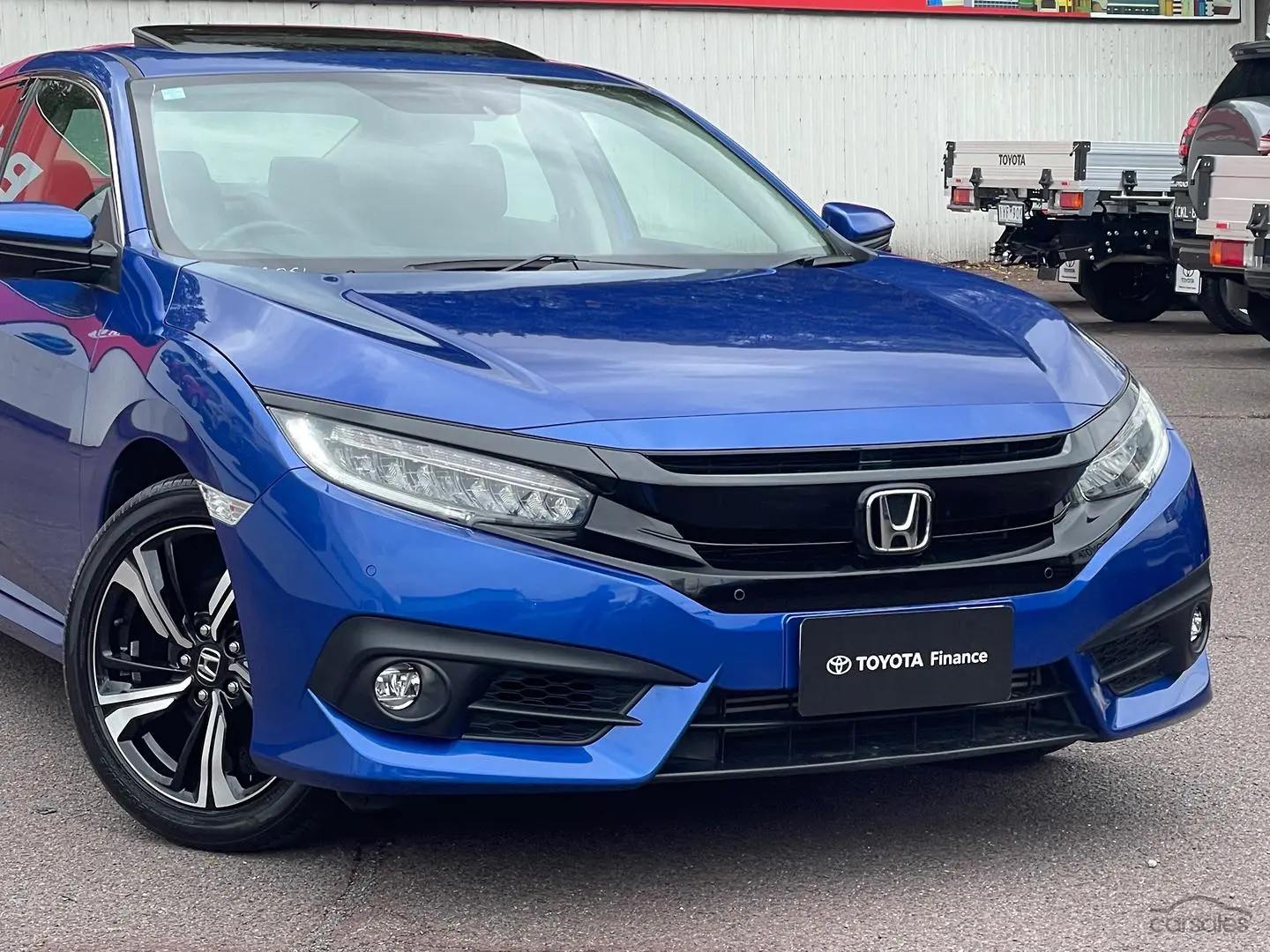 2017 Honda Civic Image 2
