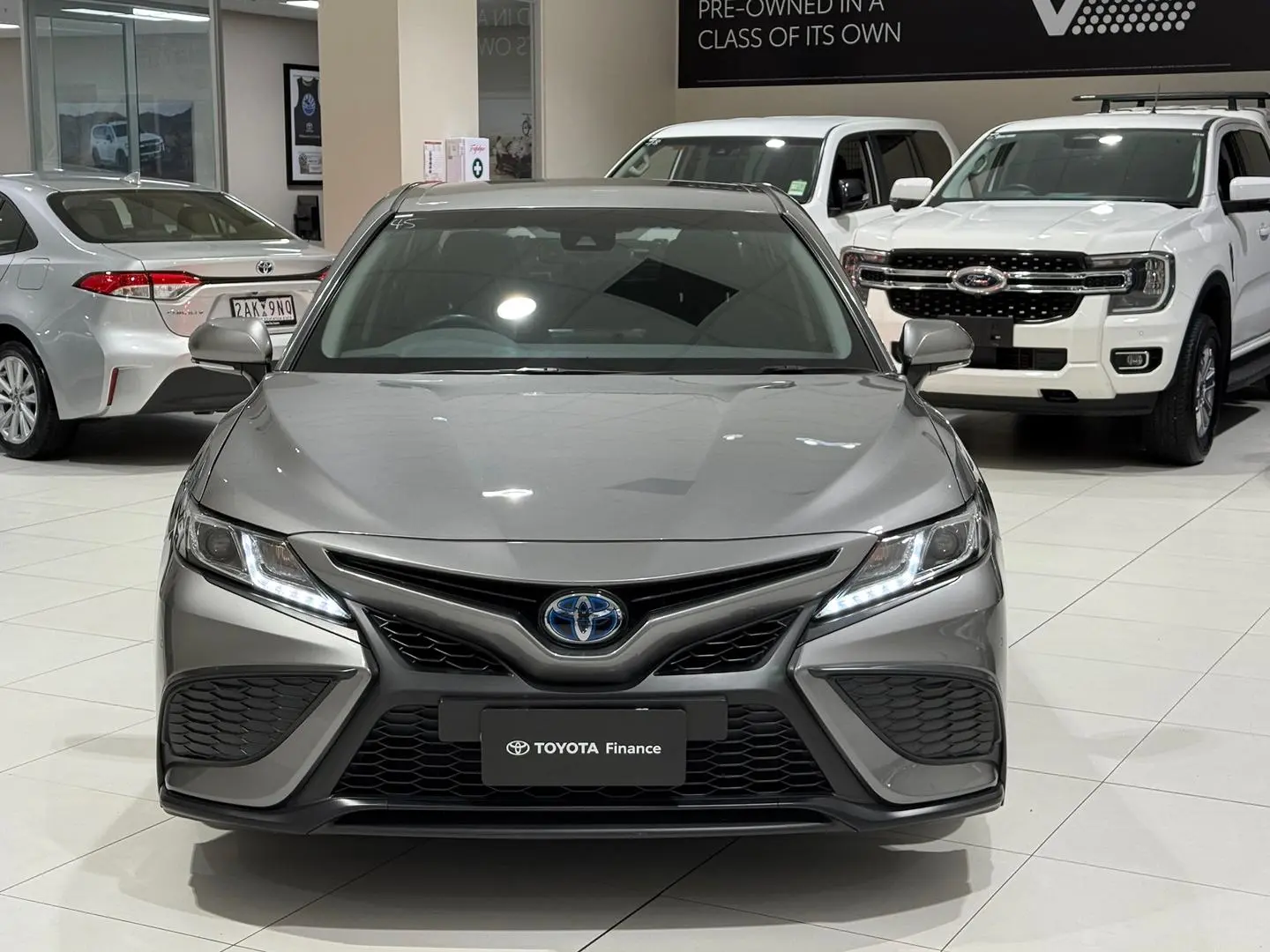 2021 Toyota Camry Gallery Image 4