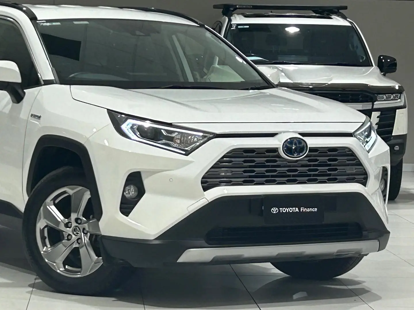 2021 Toyota RAV4 Gallery Image 2