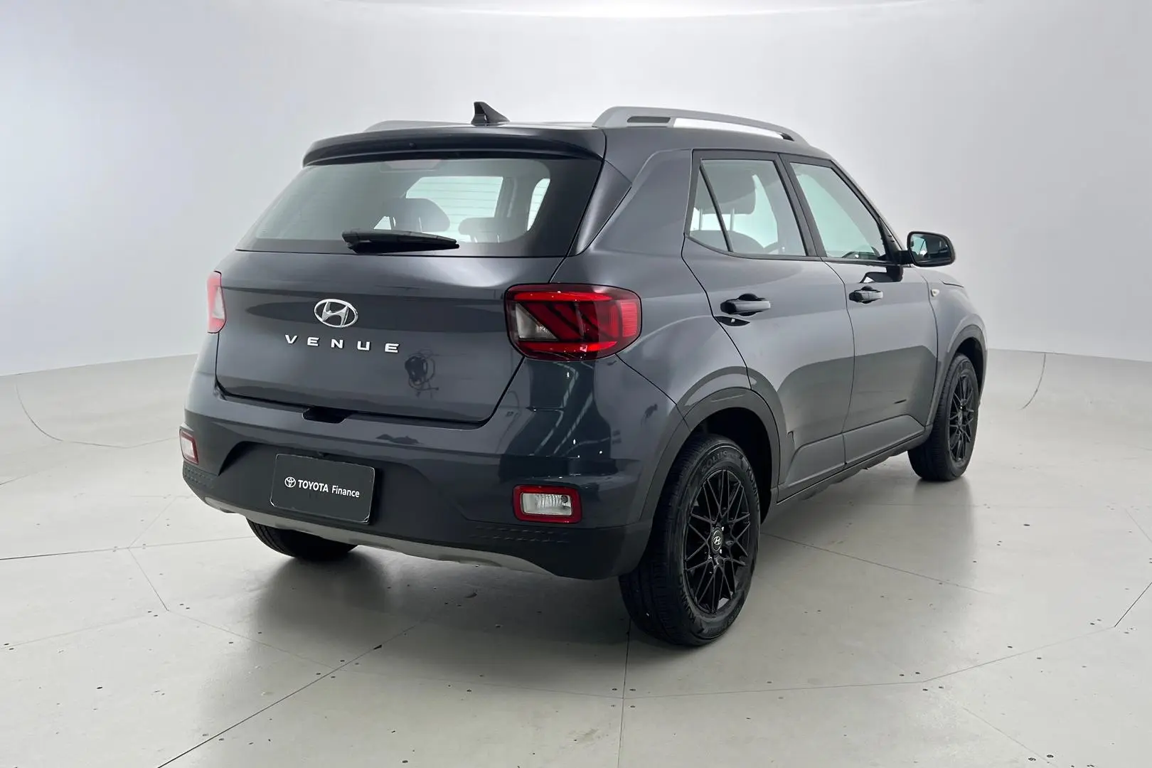 2021 Hyundai Venue Gallery Image 4