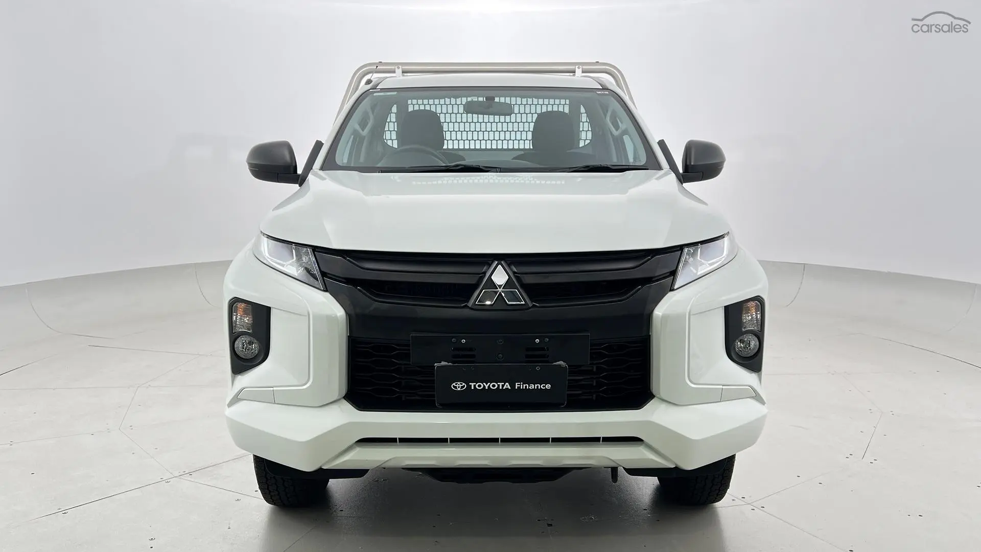 2019 Mitsubishi Triton Image 8