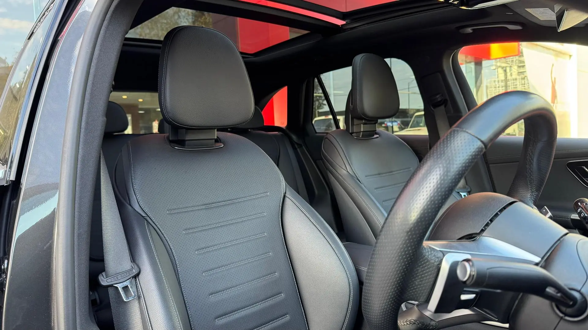 2023 Mercedes-Benz GLC-Class Gallery Image 20