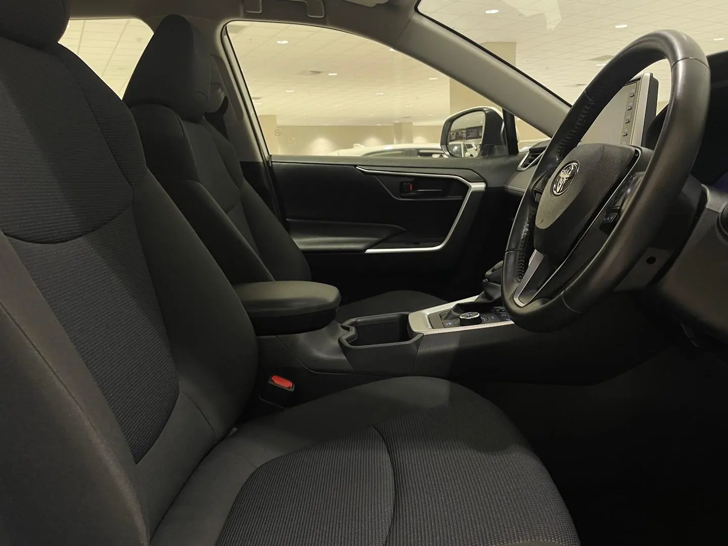 2023 Toyota RAV4 Gallery Image 12