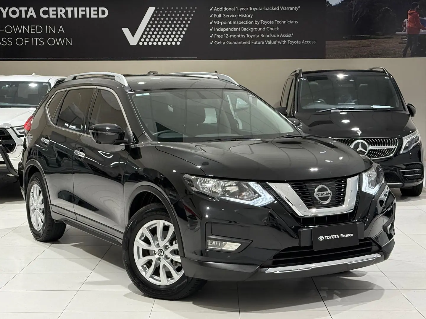 2020 Nissan X-TRAIL Gallery Image 1