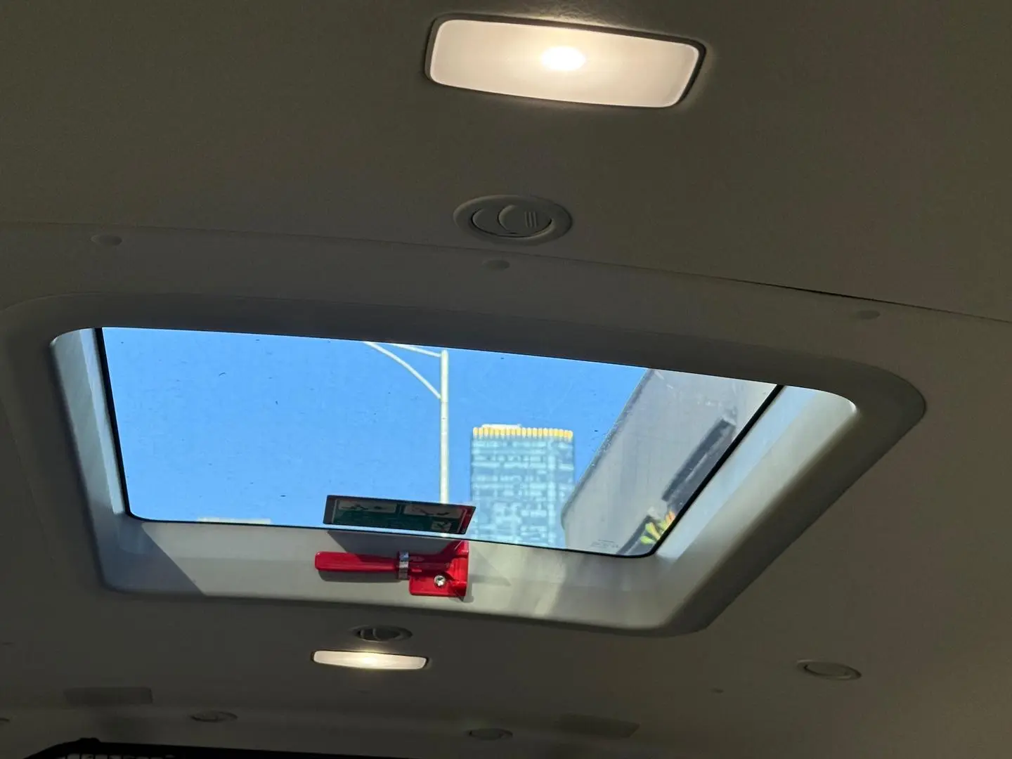 2020 Toyota Hiace Gallery Image 29