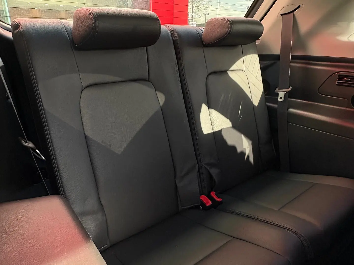 2017 Holden Captiva Gallery Image 15