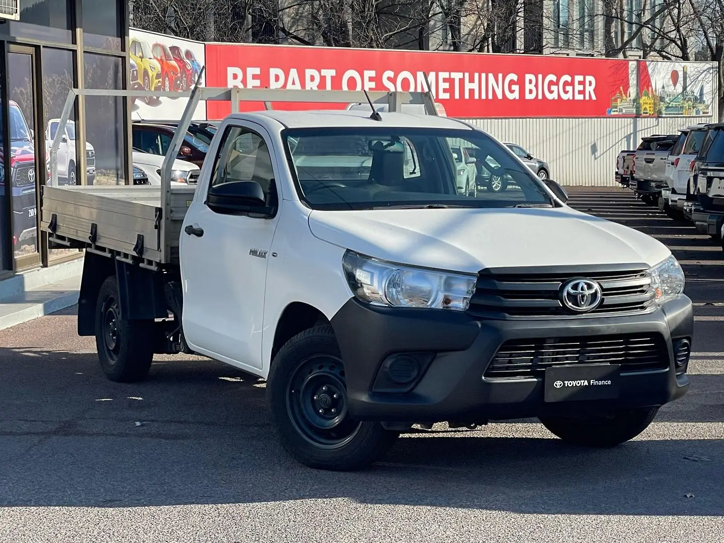 2017 Toyota Hilux Gallery Image 1