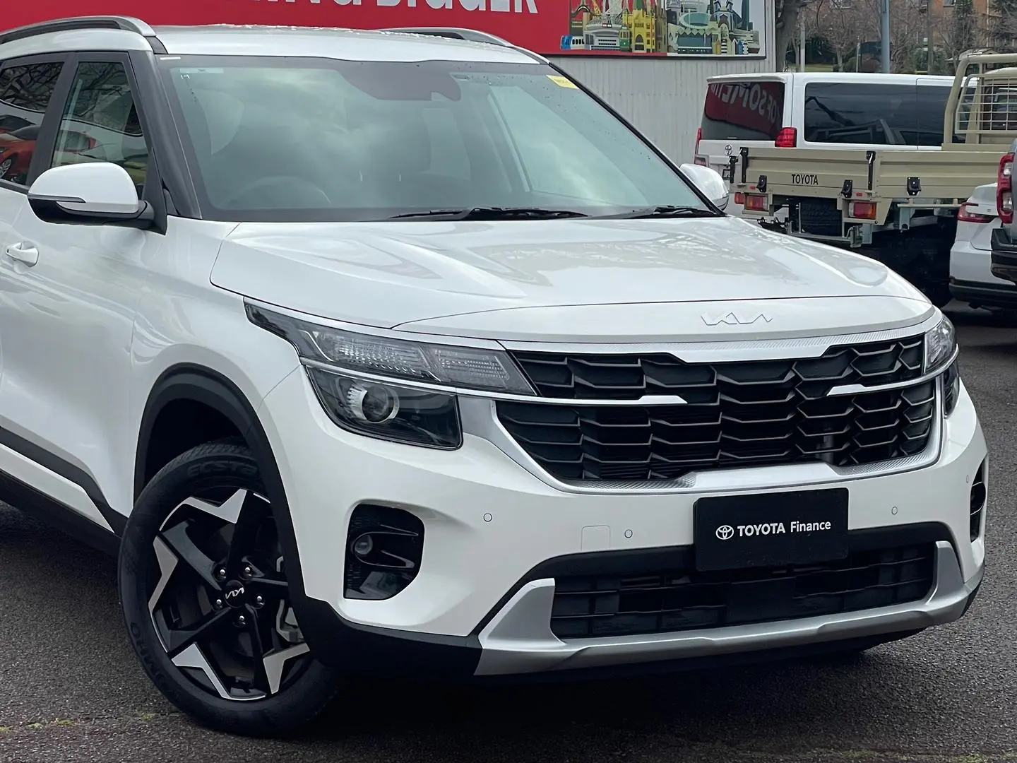 2024 Kia Seltos Gallery Image 2