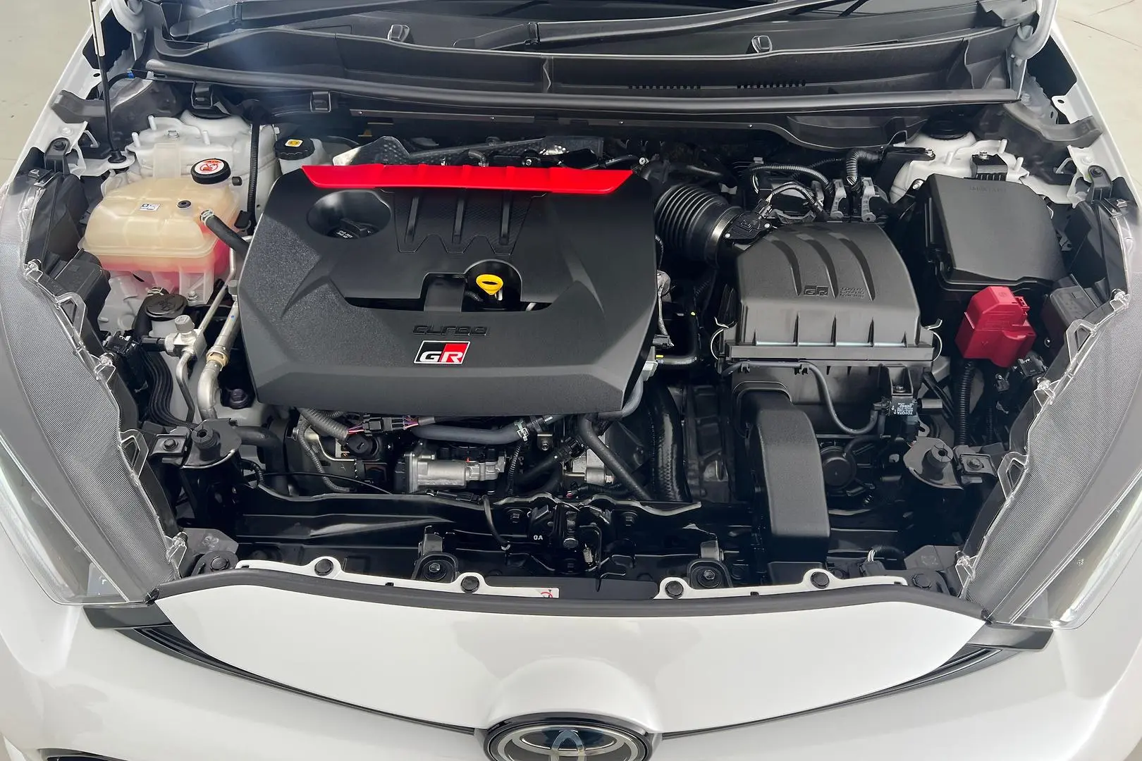 2021 Toyota Yaris Gallery Image 19