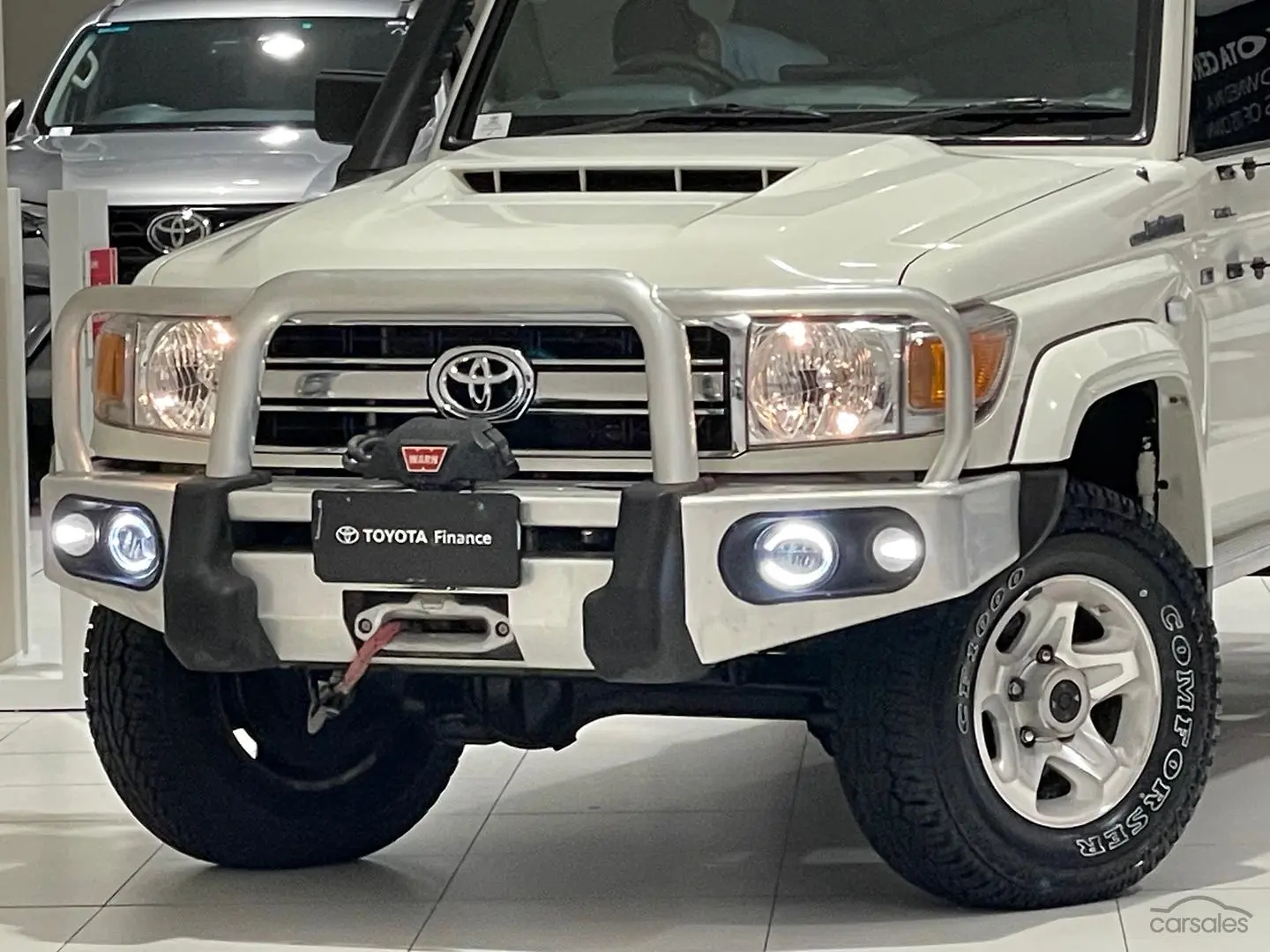 2019 Toyota Landcruiser Image 9