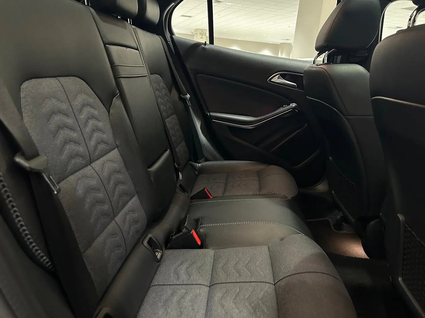 2019 Mercedes-Benz GLA-Class Gallery Image 13