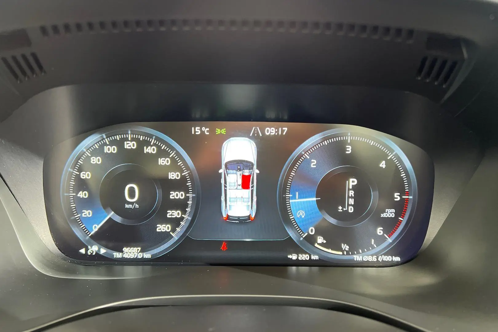 2019 Volvo XC60 Gallery Image 23