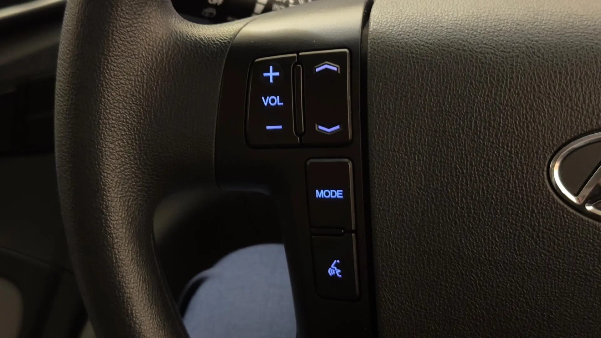 2021 Hyundai iLoad Gallery Image 17