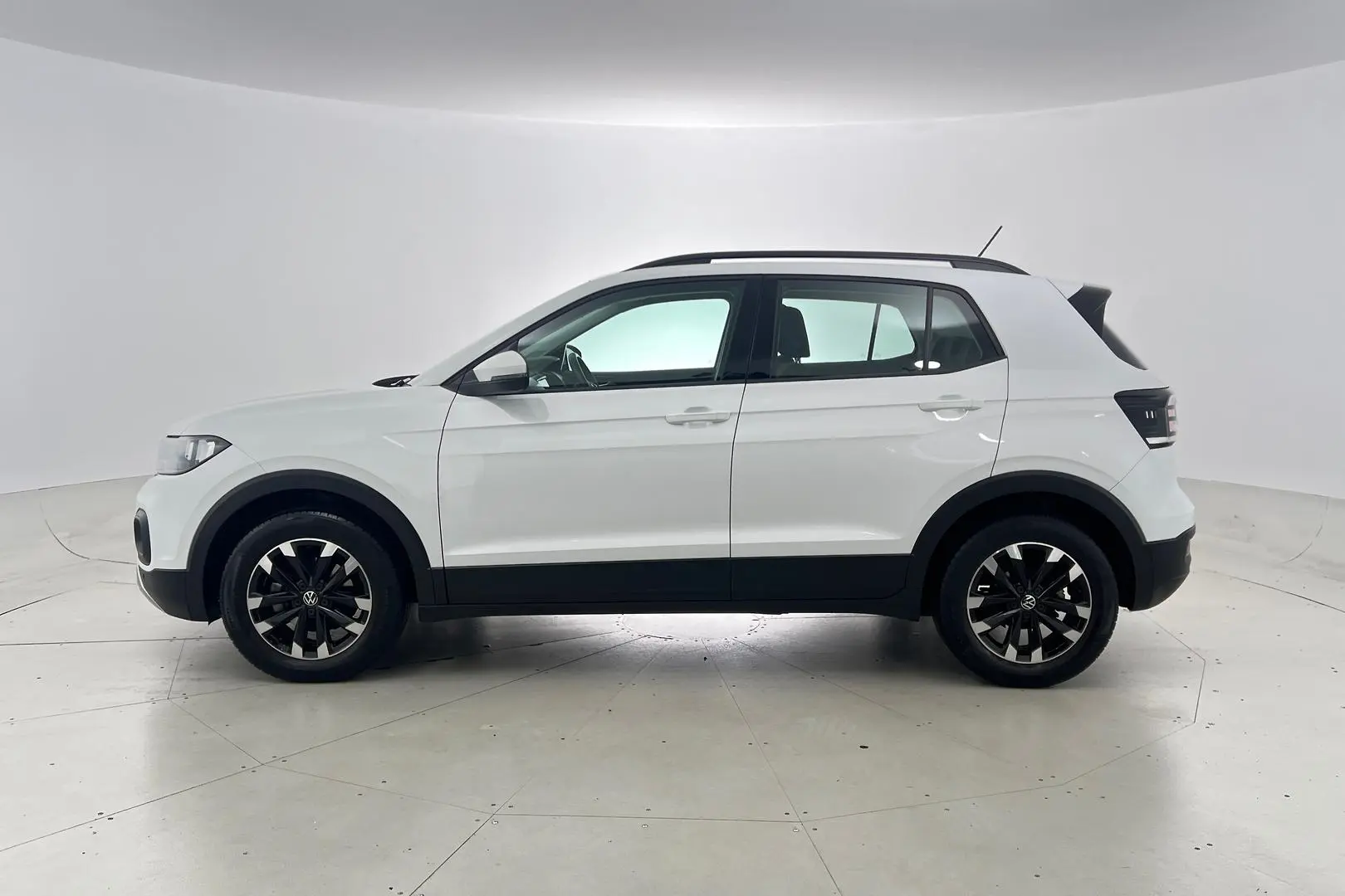 2022 Volkswagen T-Cross Gallery Image 7