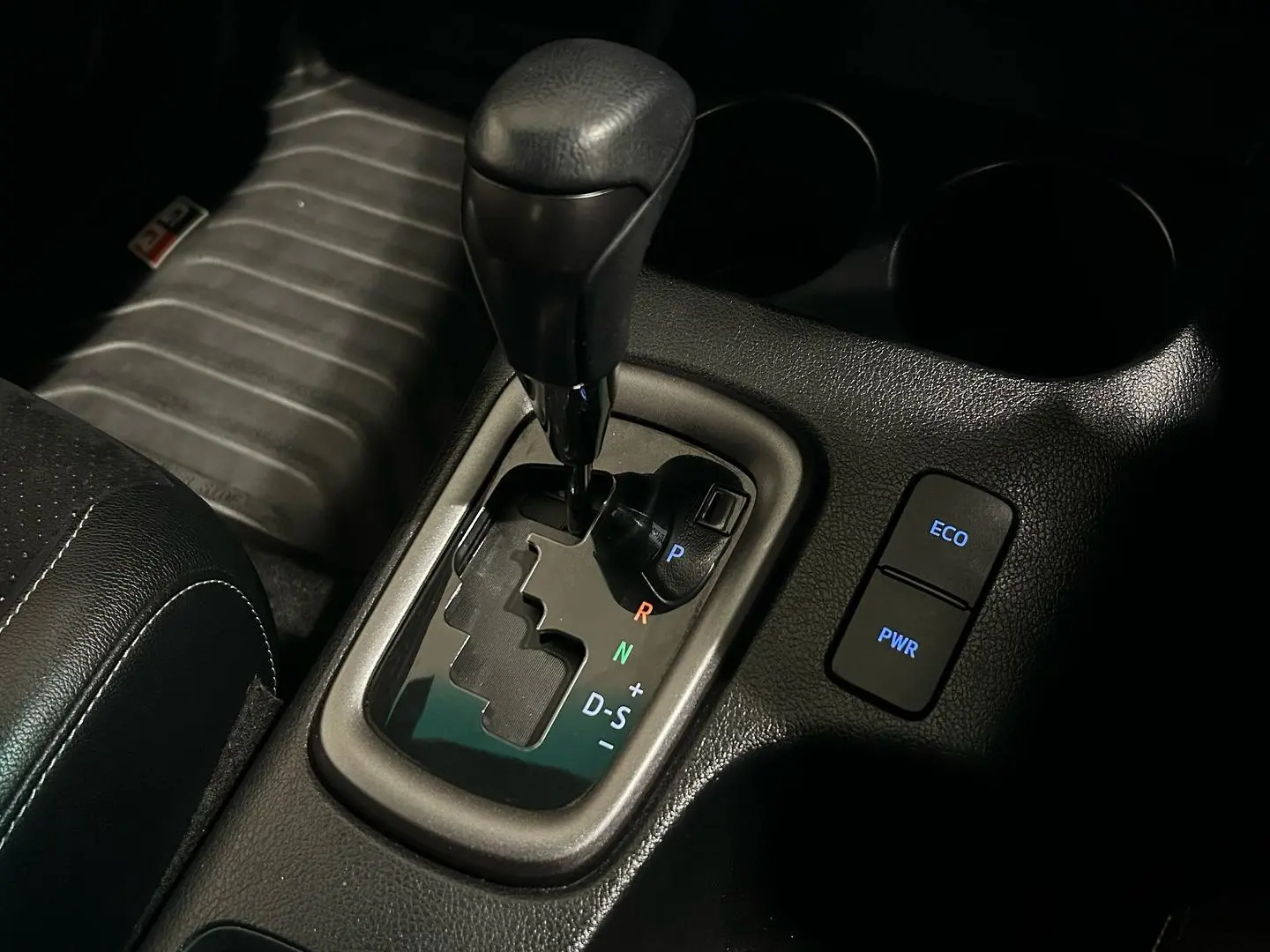2024 Toyota Hilux Gallery Image 21