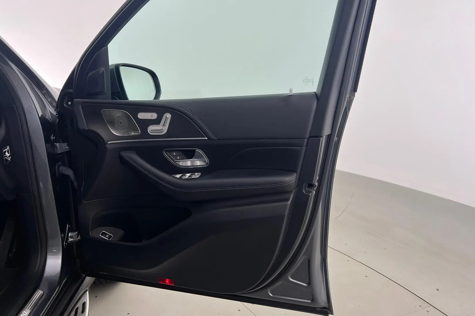 2022 Mercedes-Benz GLE-Class Gallery Image 16