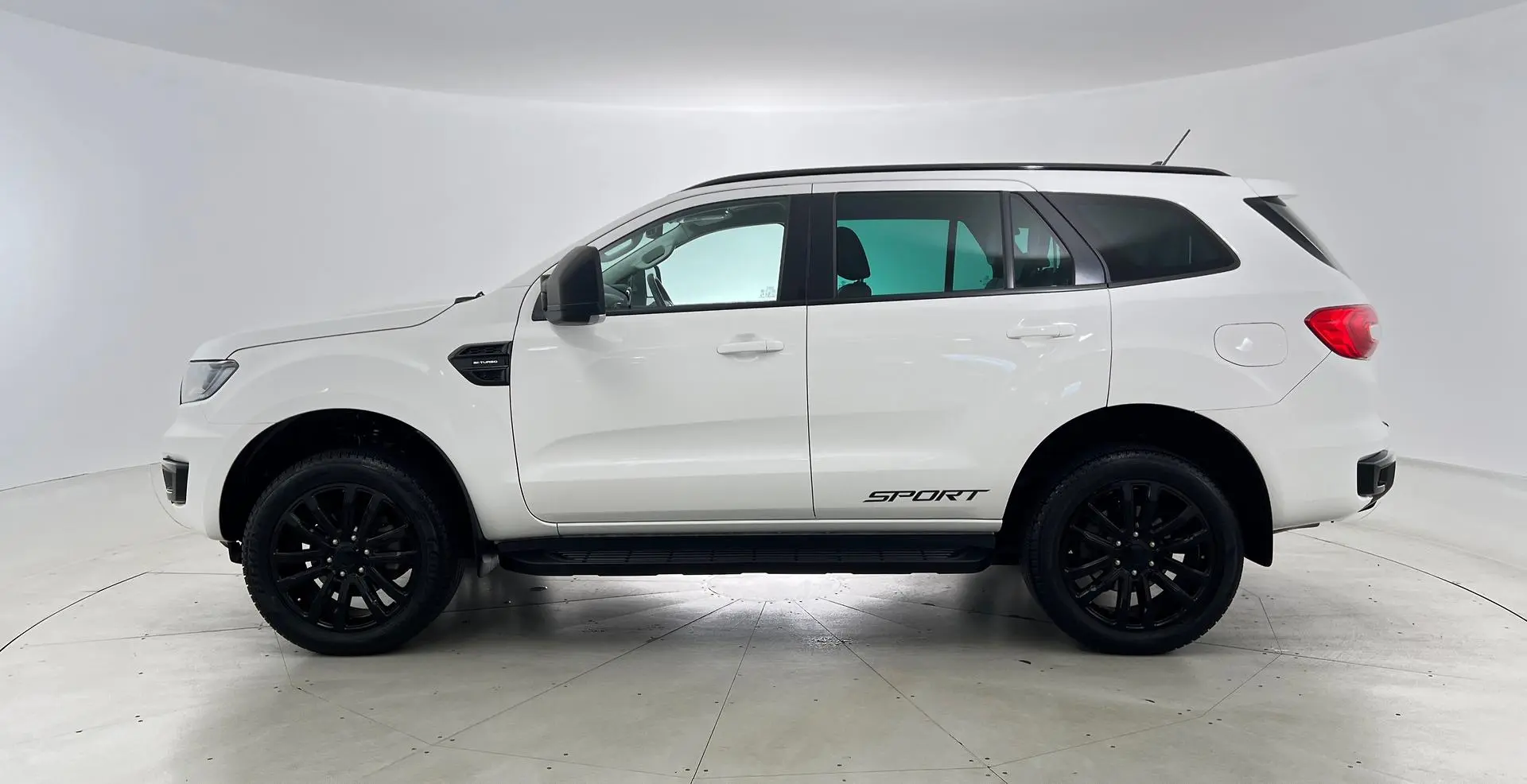 2021 Ford Everest Gallery Image 8