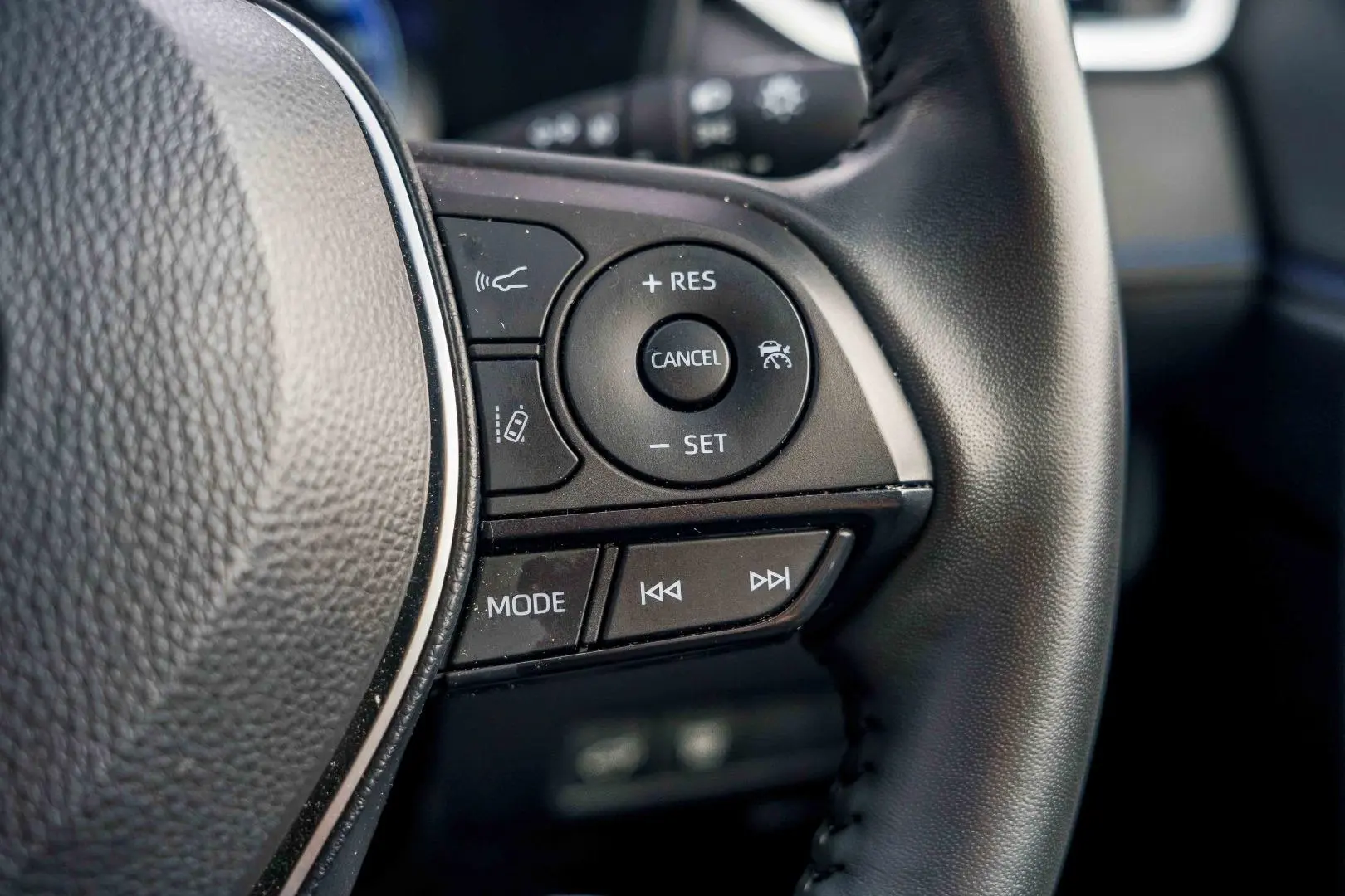 2024 Toyota RAV4 Gallery Image 14