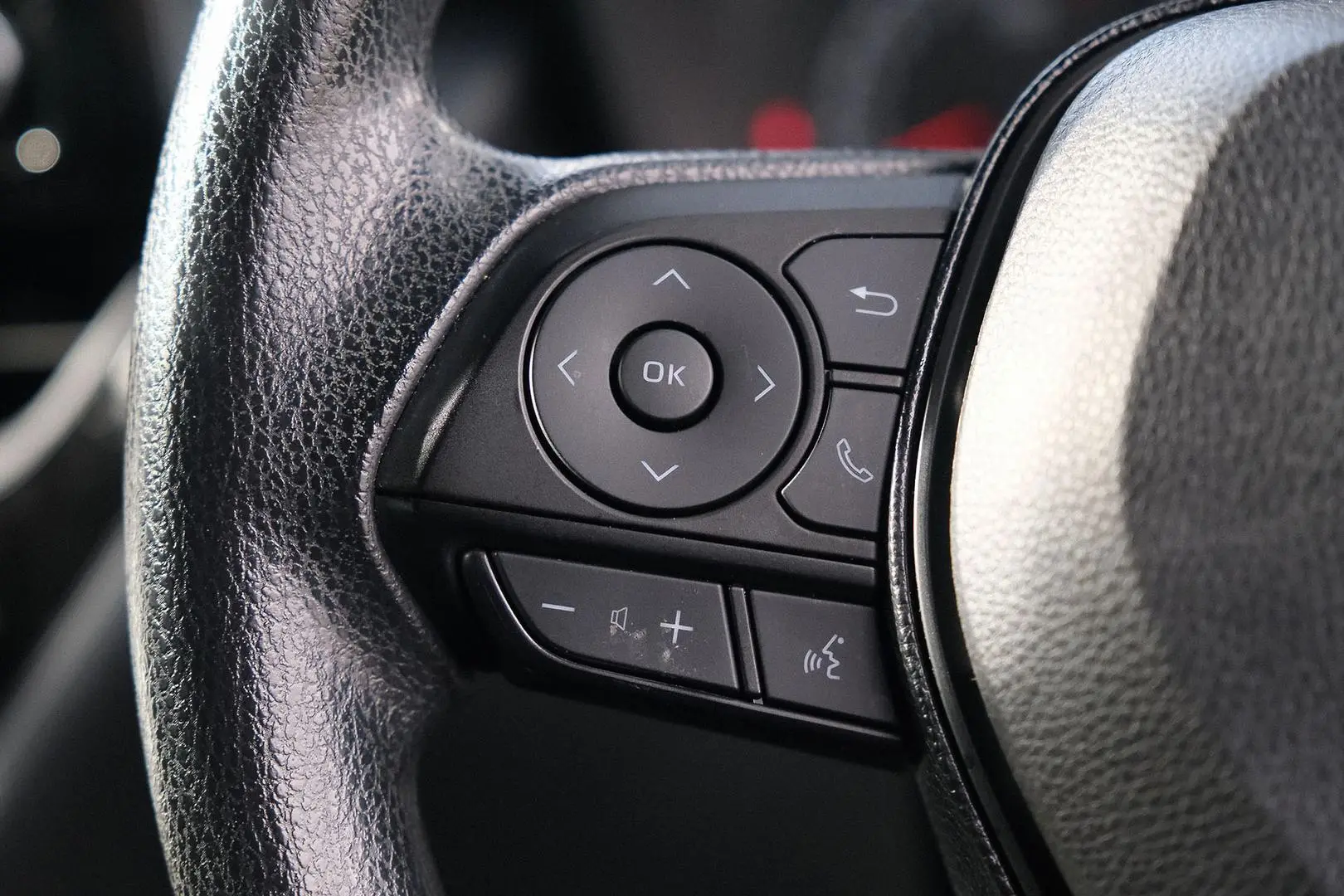 2020 Toyota Corolla Gallery Image 15