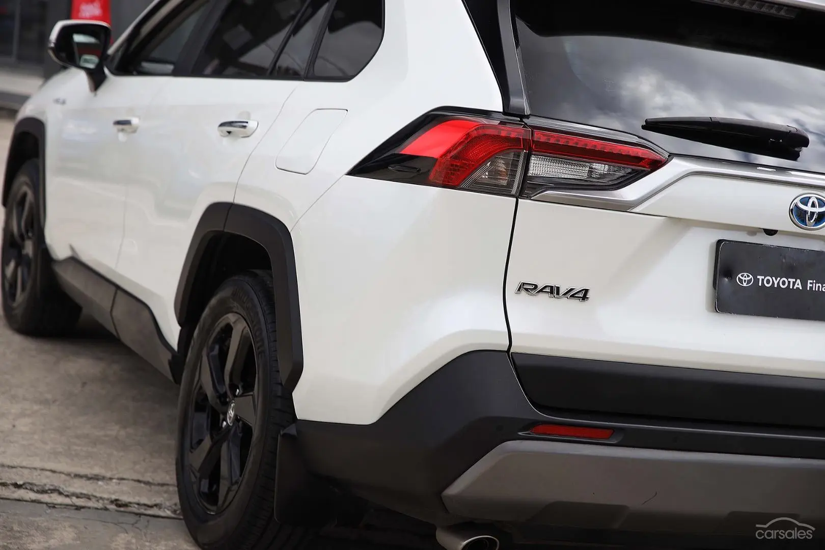 2020 Toyota RAV4 Image 8