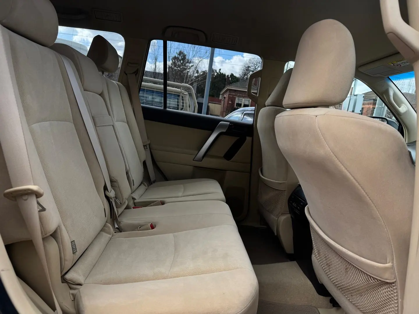 2014 Toyota Landcruiser Prado Gallery Image 22