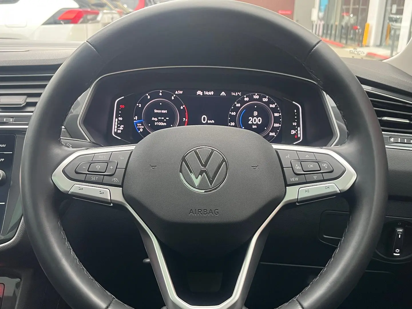 2023 Volkswagen Tiguan Gallery Image 18