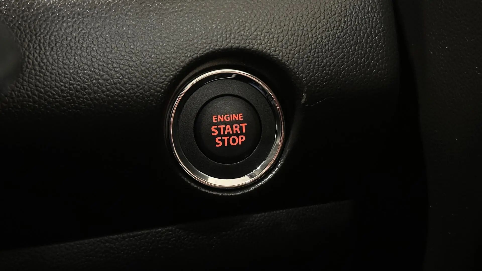 2022 Suzuki Swift Gallery Image 22