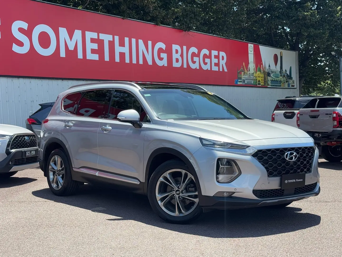 2019 Hyundai Santa Fe Gallery Image 1