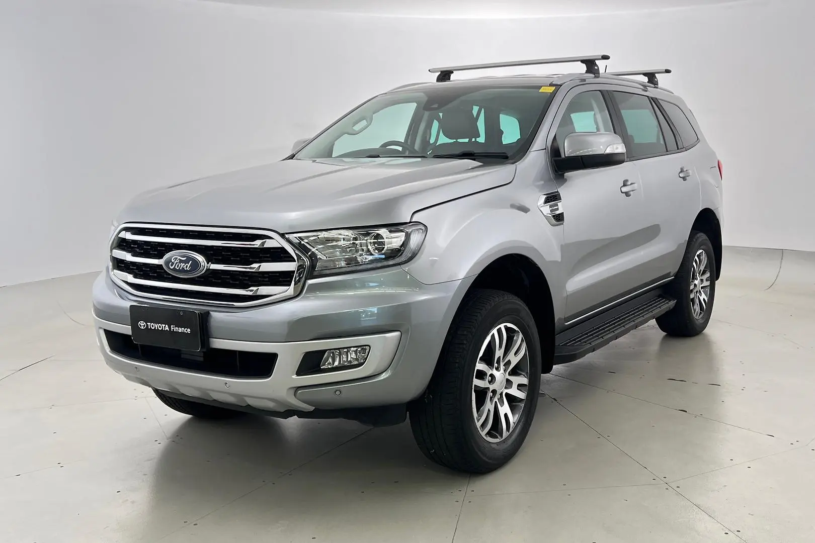 2019 Ford Everest Gallery Image 9