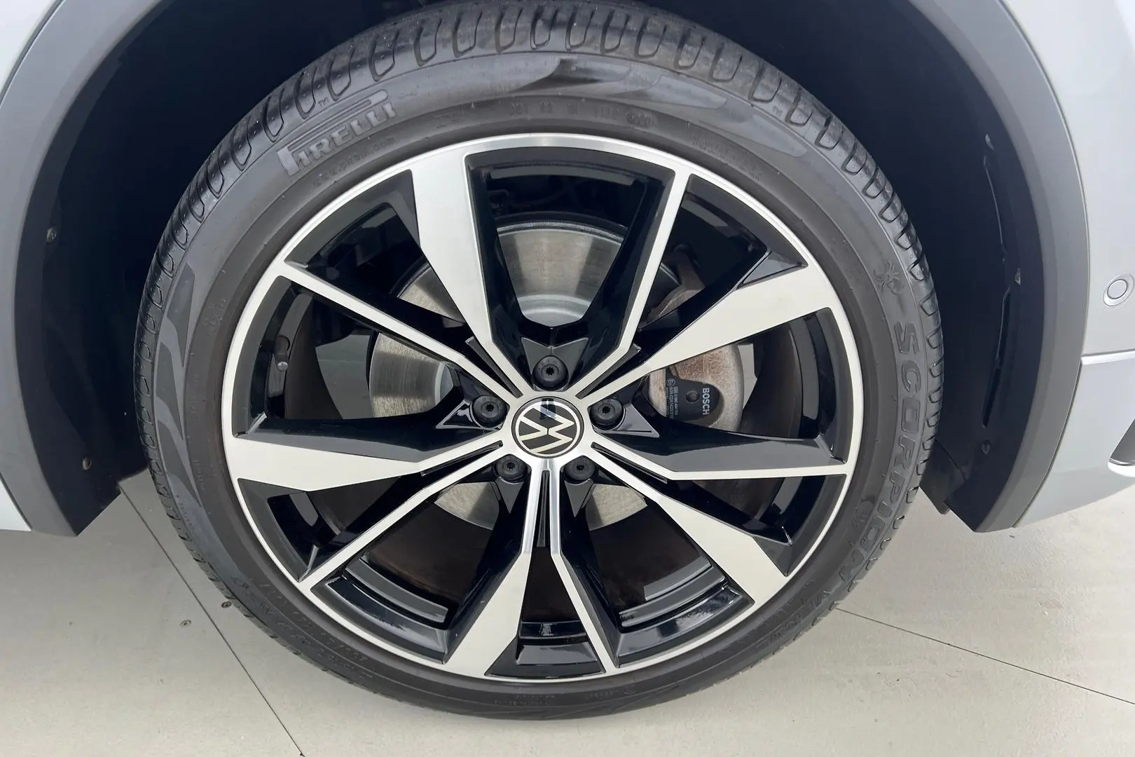 2021 Volkswagen Tiguan Gallery Image 22