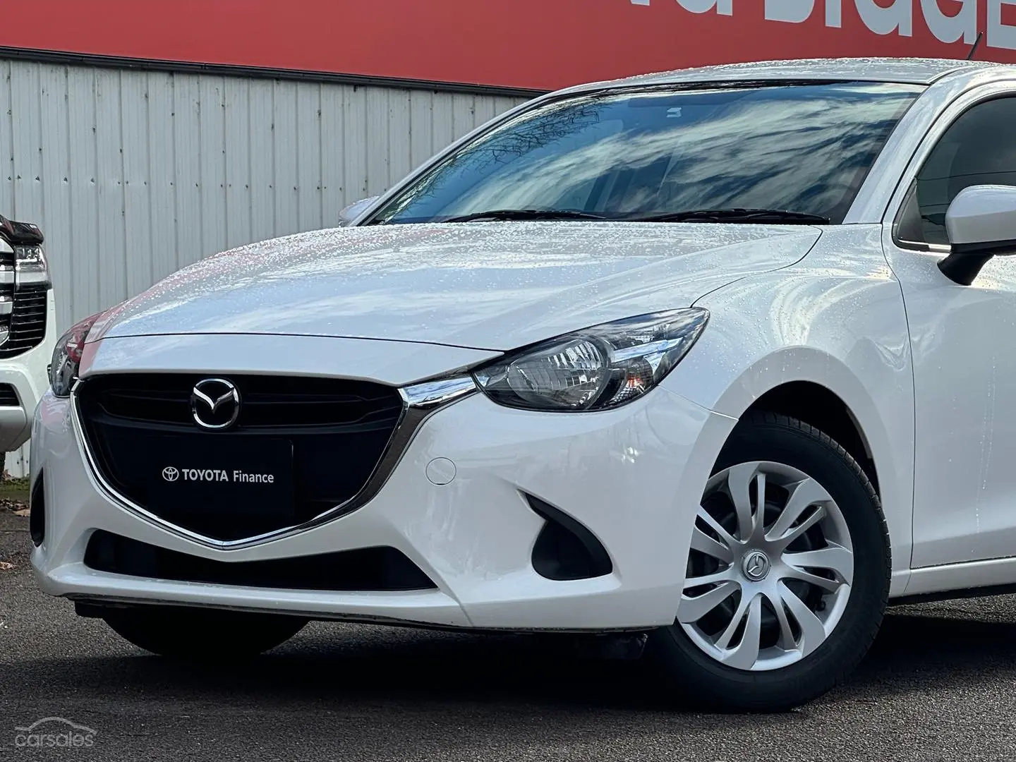2016 Mazda 2 Image 11