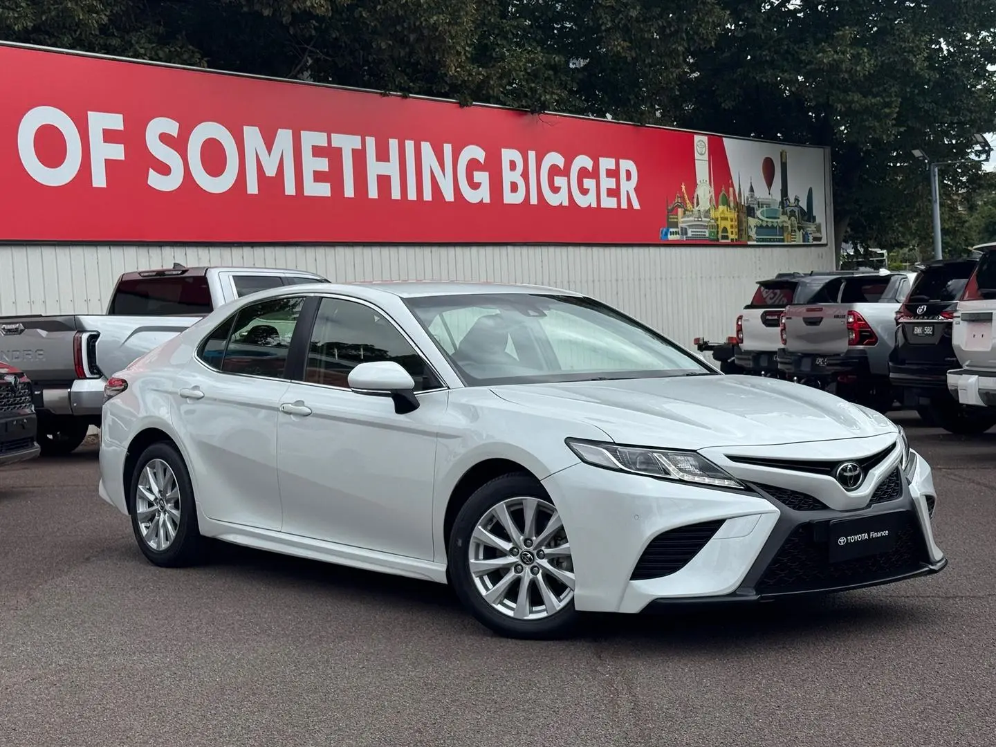 2018 Toyota Camry Gallery Image 1