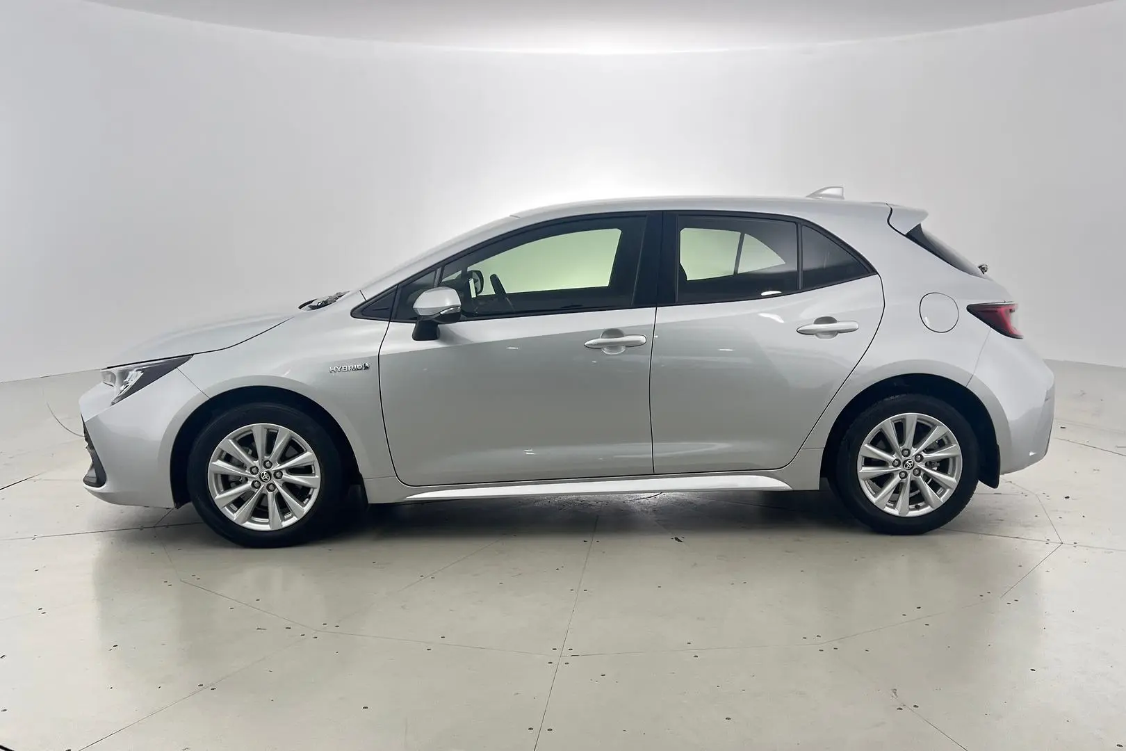 2023 Toyota Corolla Gallery Image 9