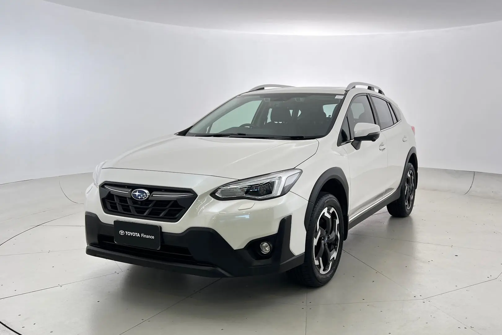 2020 Subaru XV Gallery Image 2