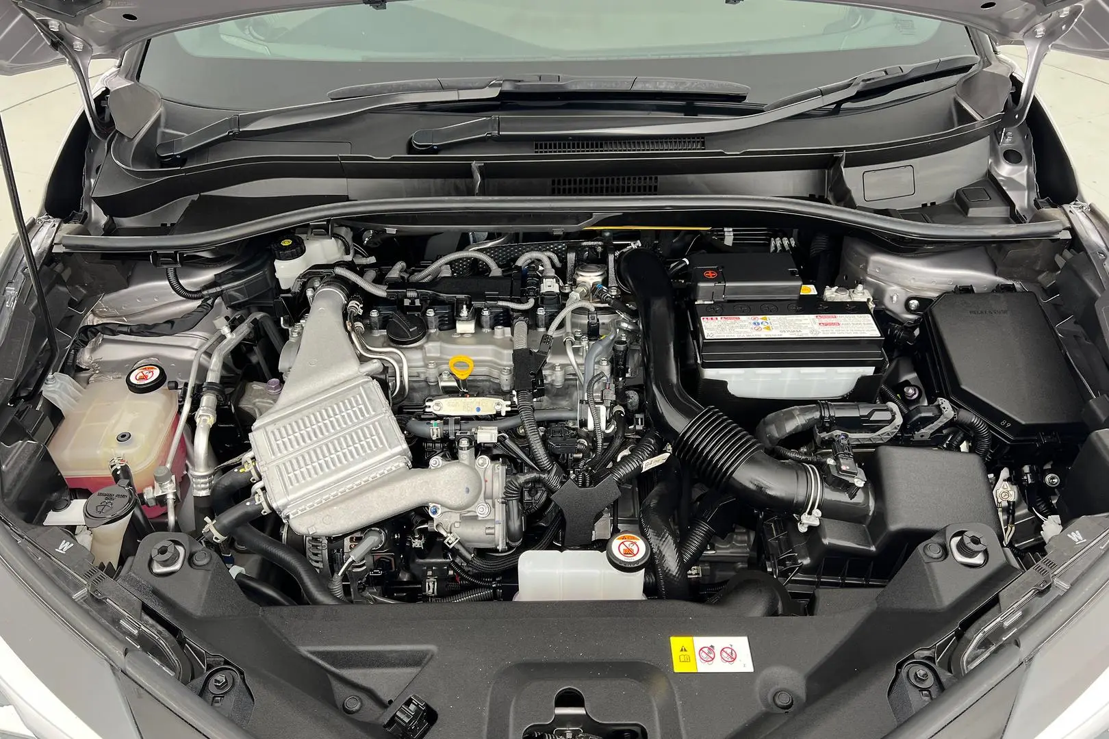 2023 Toyota C-HR Gallery Image 23