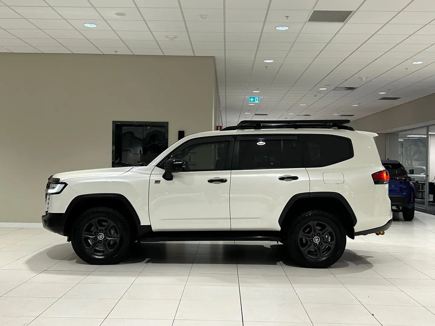2021 Toyota Landcruiser Gallery Image 6