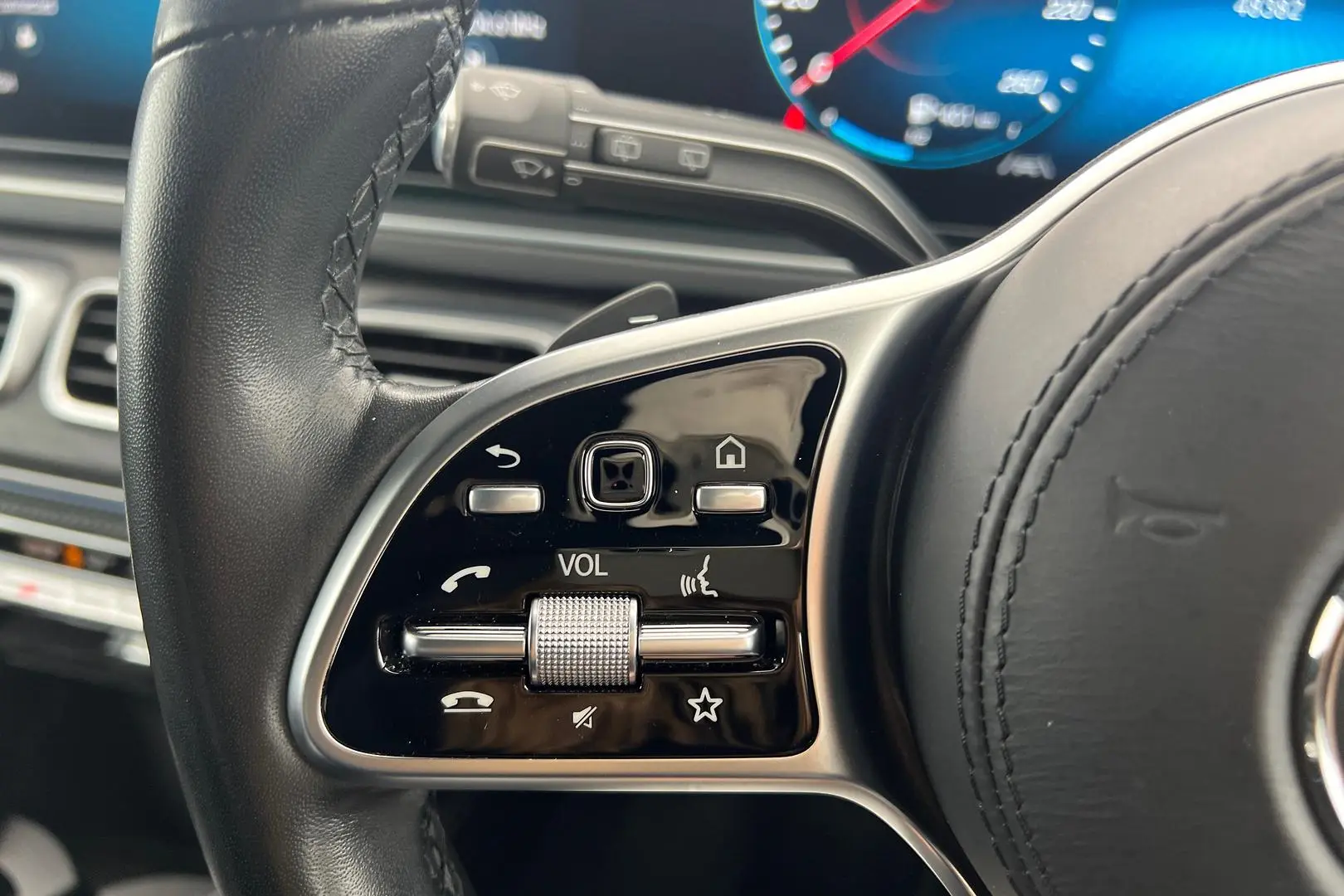 2022 Mercedes-Benz GLE-Class Gallery Image 21