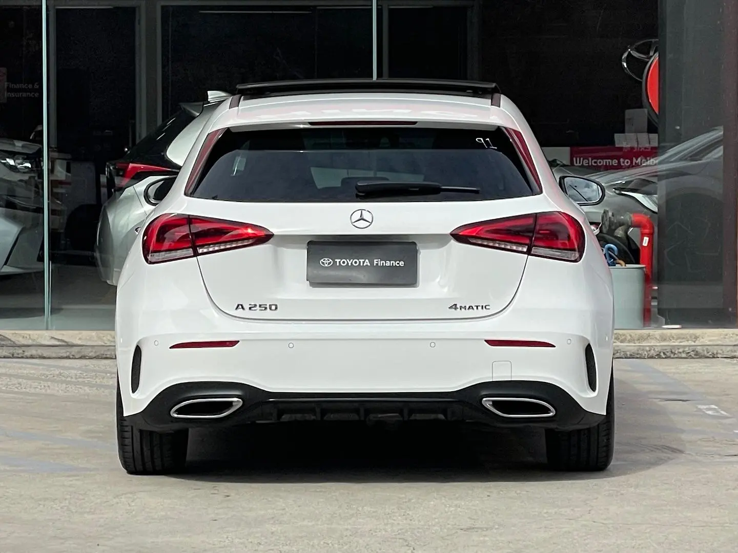 2022 Mercedes-Benz A-Class Gallery Image 8