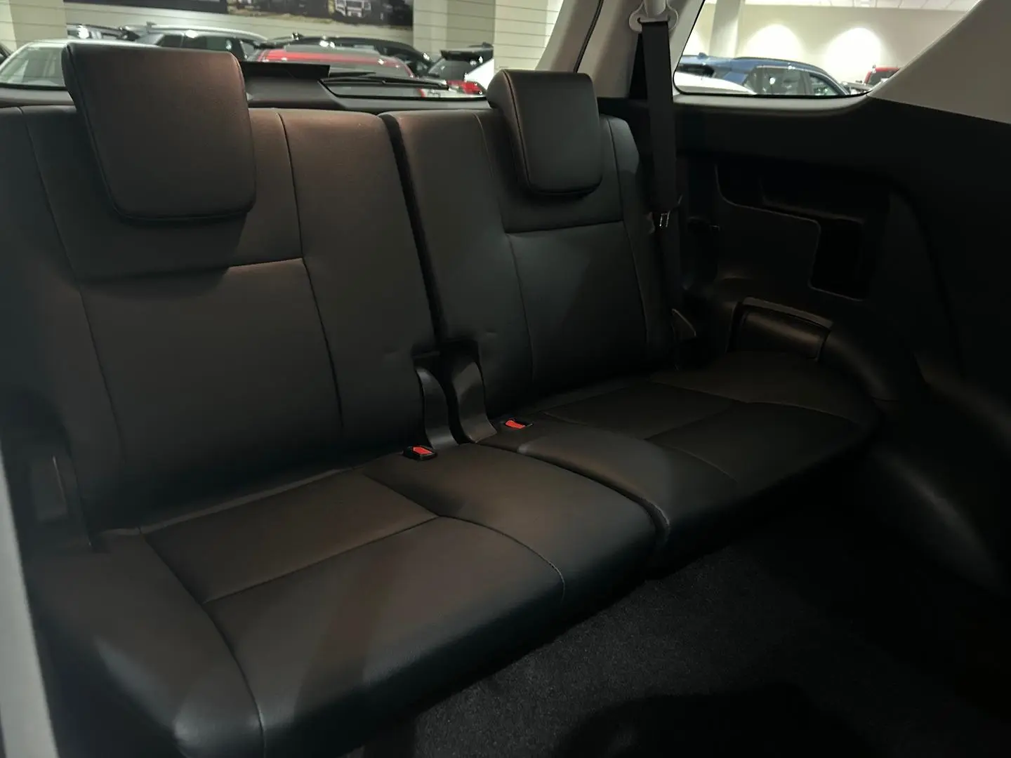 2024 Toyota Fortuner Gallery Image 14